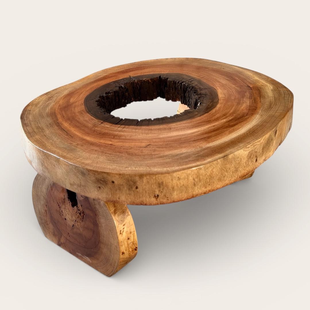 Mesa rústica de madera 2