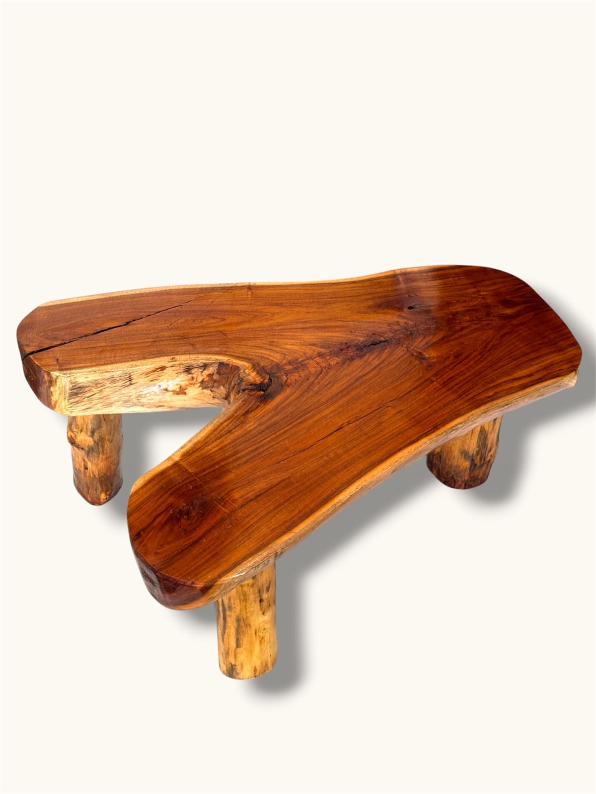Mesa rústica de madera 17