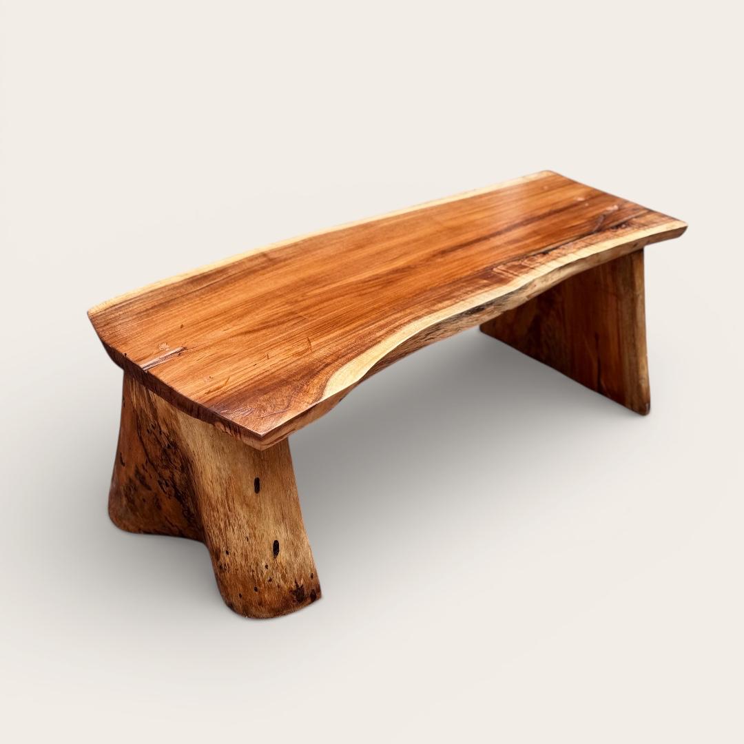 mueble rústico de madera